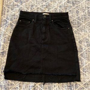 Black Aritzia Jean skirt